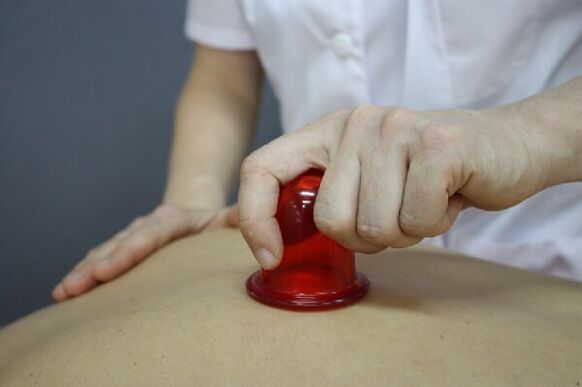 Spinal osteokondroz için çukurluk masajı