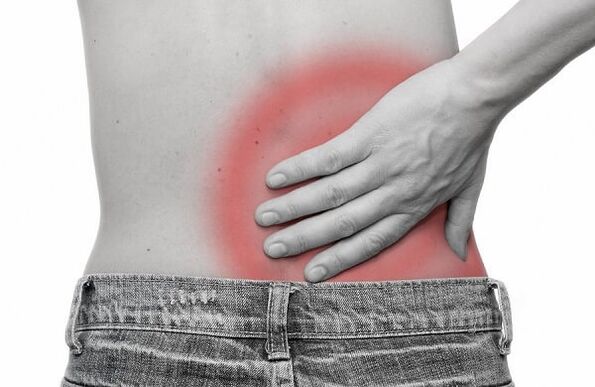 Spinal osteokondroz nedeniyle bel ağrısı